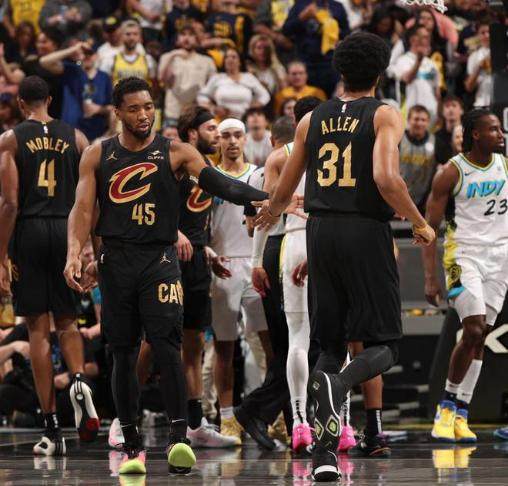 【观察】虎头蛇尾！骑士坐实伪强队 休赛期送走加兰？